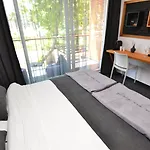 En Vie Beach Boutique Hotel - Adults Only